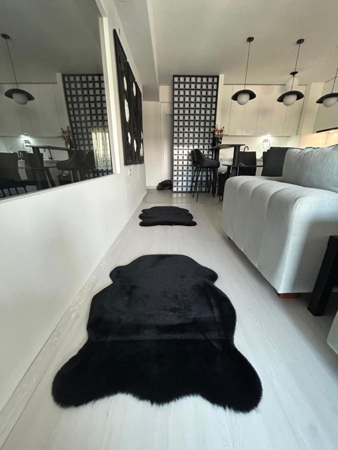Sandev Apartments Black&White Štip المظهر الخارجي الصورة