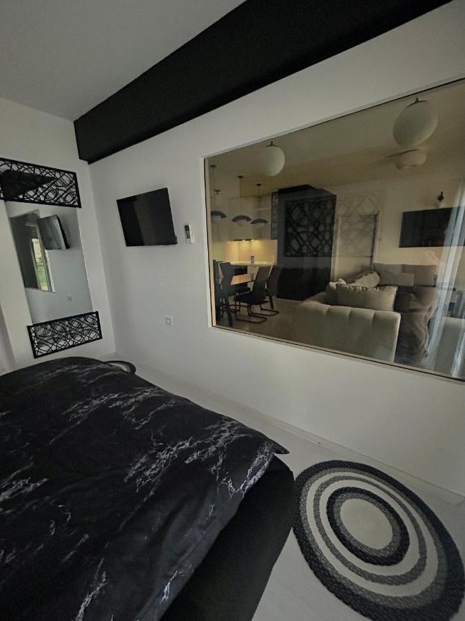 Sandev Apartments Black&White Štip المظهر الخارجي الصورة