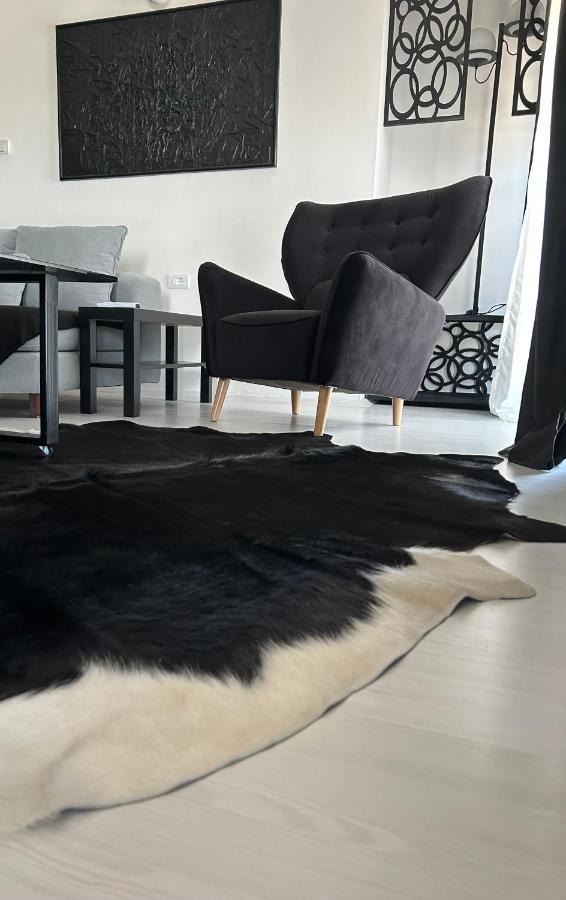 Sandev Apartments Black&White Štip المظهر الخارجي الصورة